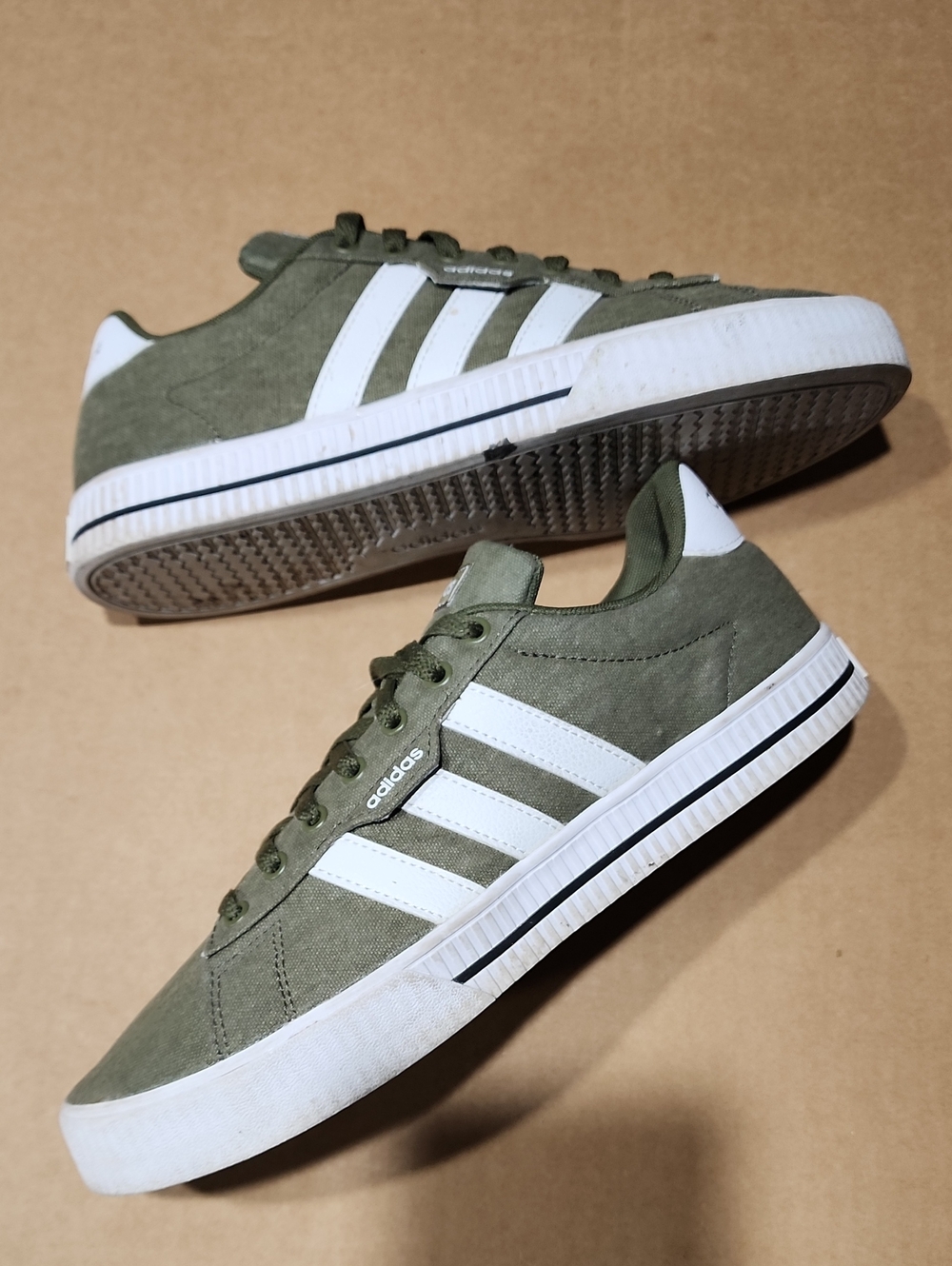 Adidas Daily 3.0 Shoes Mens Size 9 Olive Green Skateboard Outdoor